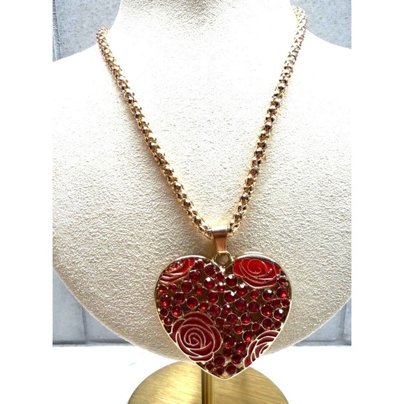Betsy Johnson Jewelry - Betsy Johnson Red‎ Crystal Rose Heart Pendant Popcorn Chain Necklace 21in NWOT